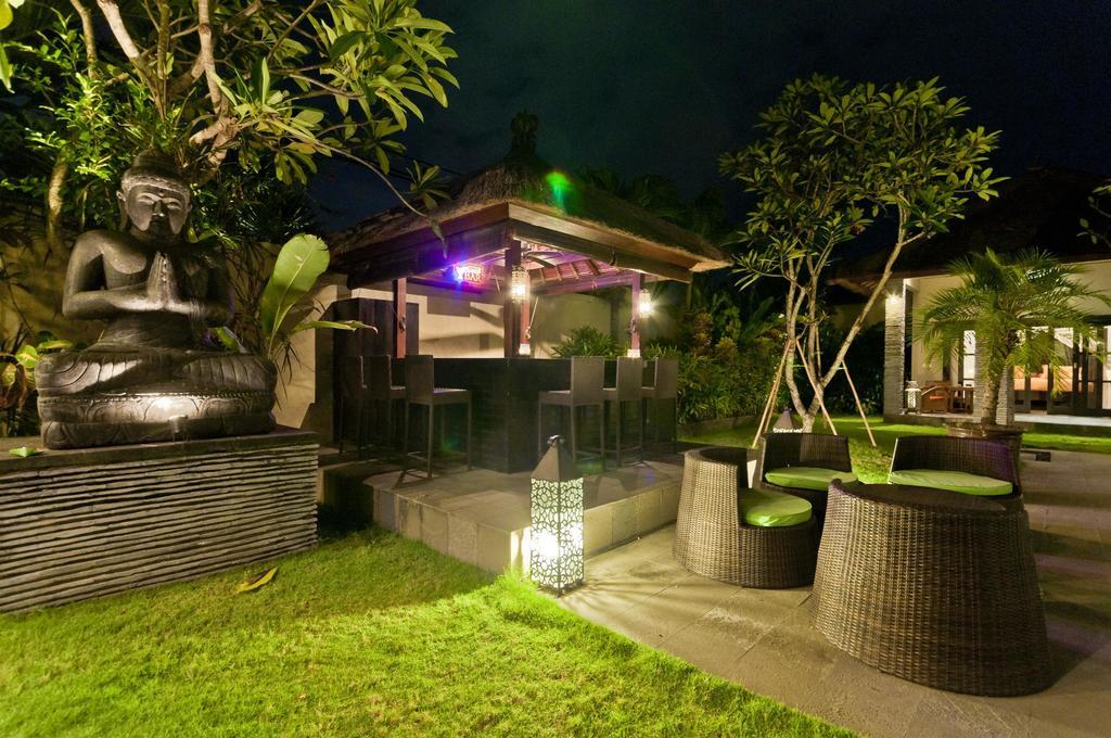Villa Mahkota 세미냑 외부 사진