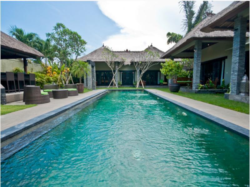 Villa Mahkota 세미냑 외부 사진