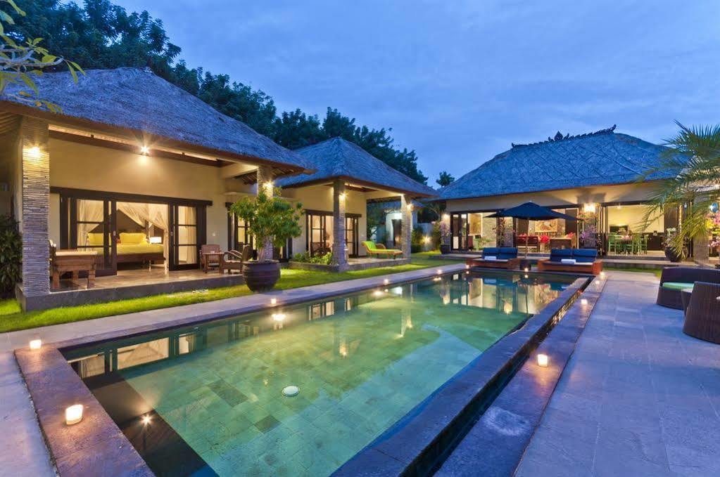 Villa Mahkota 세미냑 외부 사진